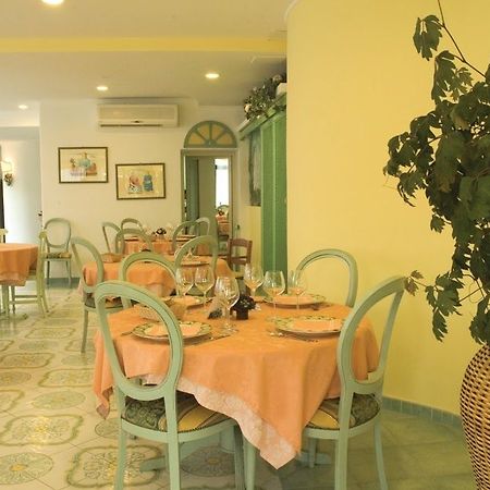 Park Hotel La Villa Forio di Ischia المظهر الخارجي الصورة
